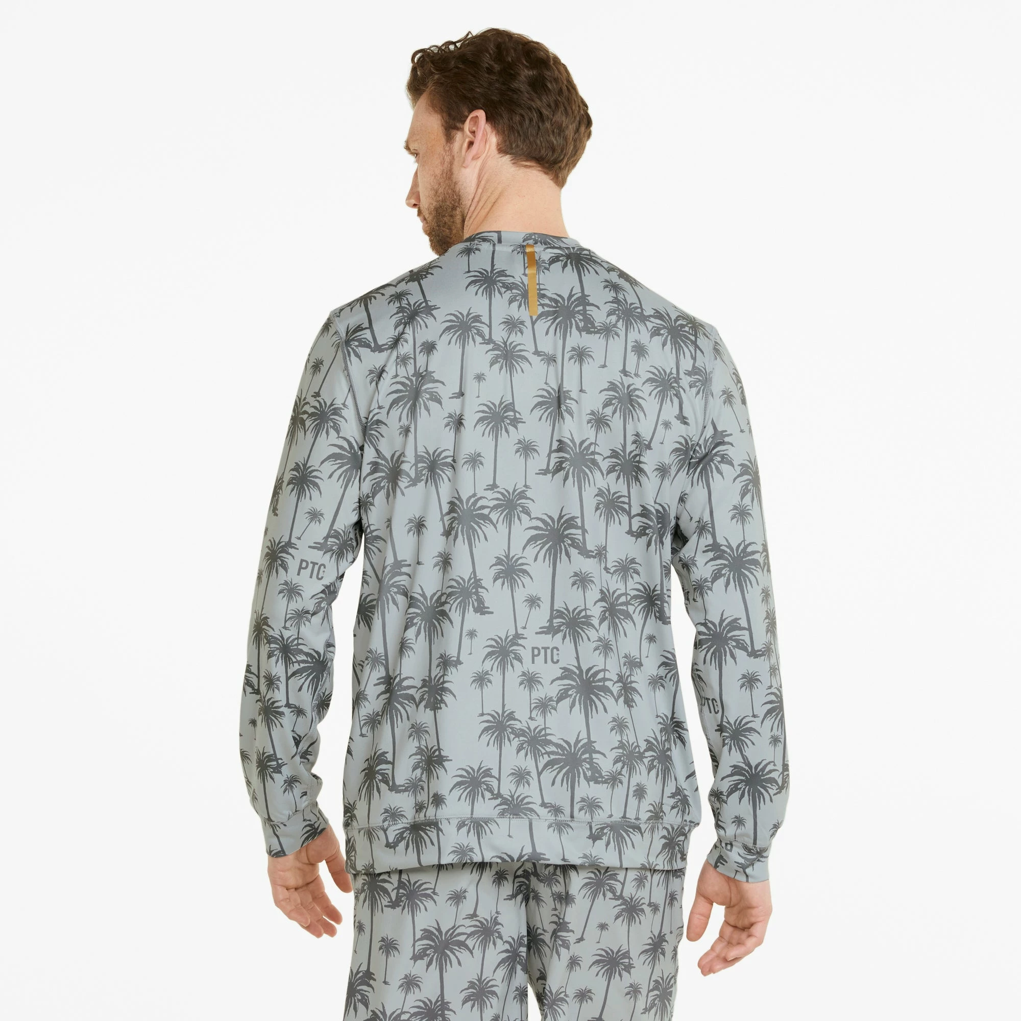 PUMA Golf PUMA X PTC Lightweight Crew Golf Sweatshirt 3 PUMA Golf PUMA X PTC Lightweight Crew Golf Sweatshirt - Image 3